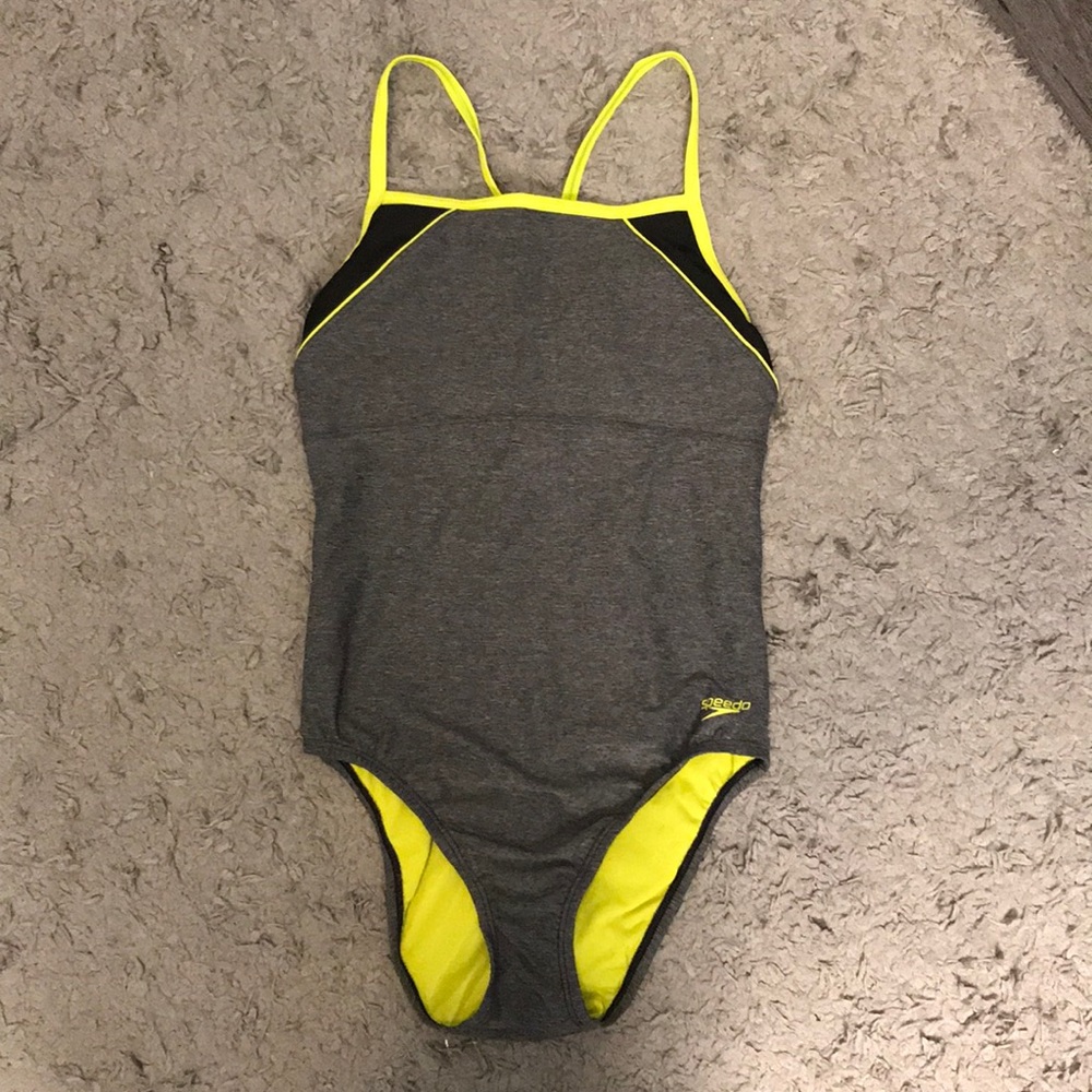 ⭐️ Grey/Neon Speedo bathing suit